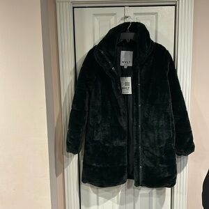 NVLT GREEN FAUX FUR COAT